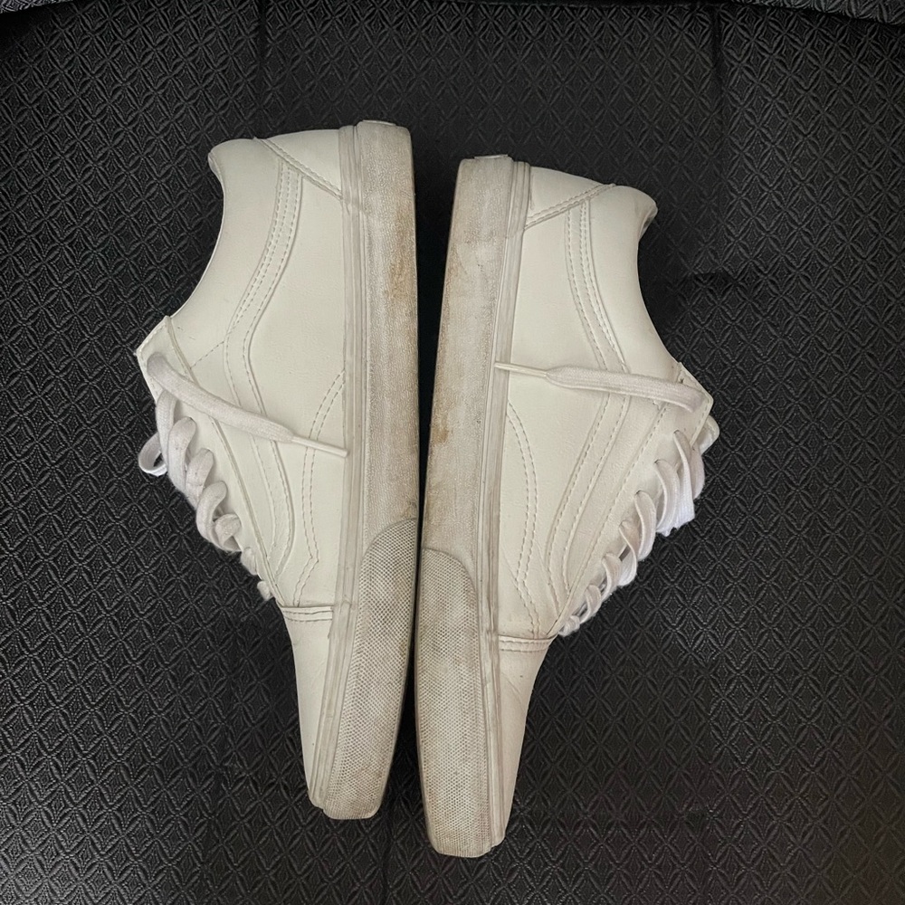 White vans